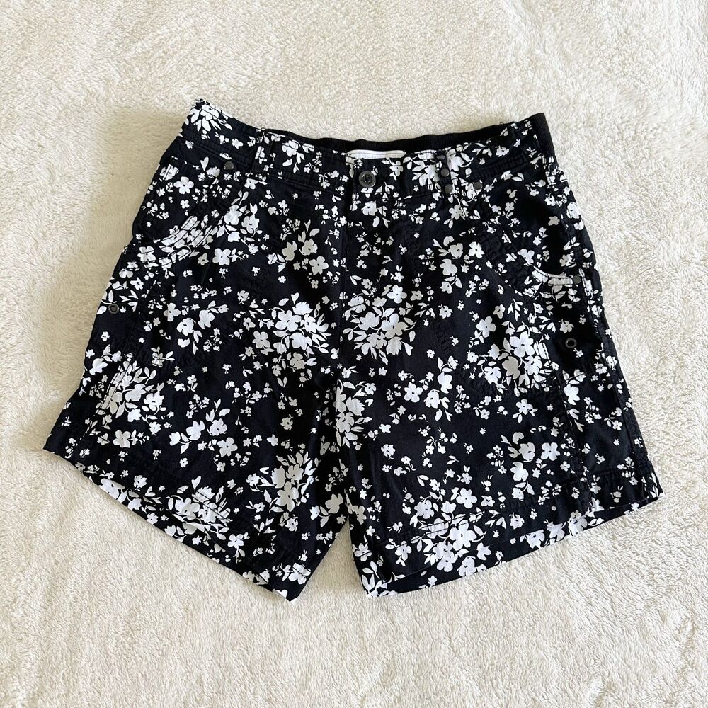Juniper and Lime Shorts Womens Size S Black White Floral Stretch Waist Cotton